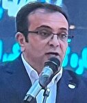دامپزشک کسی است که در پرداخت مالیات از پزشک، پزشک‌تر به حساب می‌آید ولی در خدمات‌گیری، حتی مجاز به استفاده درمانی از محیط مسکونی خود نبوده و از جامعه پزشکی جدا می‌شود