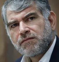 &laquo;سید جواد ساداتی&zwnj;نژاد&raquo; که دو بار وعده خلاف&zwnj;واقع ابلاغ تعرفه&zwnj;های دامپزشکی را داد، نخستین وزیر کابینه رئیسی است که در سال جدید صندلی وزارت را ترک خواهد کرد