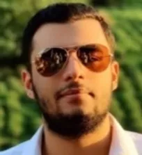 یک دانشجوی دکترای دامپزشکی دانشگاه فردوسی مشهد دستیار &laquo;امیر قلعه&zwnj;نویی&raquo; و آنالیزور تیم ملی فوتبال ایران شد