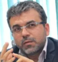 متأسفانه حقوق همکاران ما در دامپزشکی با مدرک دکتری و با سابقه ۲۰ سال حدود ۶.۵ تا ۷ میلیون تومان و بسیار ناچیز است