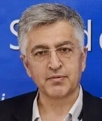بهترین روش کنترل جمعیت سگ&zwnj;ها و گربه&zwnj;های بلاصاحب، به سرپرستی گرفتن آنها است/ اگر رشد جمعیت این حیوانات مهار نشود، به زودی در دنیایی از سگ و گربه غرق خواهیم شد