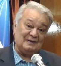 با نوعی بی&zwnj;سیاستی و هجمه خیلی شدید در زمینه تربیت دکترهای دامپزشک مواجه هستیم/ یک سرکارگر گاوداری هم به خود اجازه می&zwnj;دهد که مداخلات دامپزشکی انجام دهد