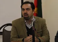 ناظر دامپزشکی حقوق ماهانه ۷ میلیونی&zwnj;اش را در کافی&zwnj;شاپ می&zwnj;گیرد/ عملکرد دامپزشک&zwnj;ها بیشتر شبیه حسابدار است