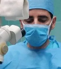 برای اولین بار در جهان، عمل جراحی کاتاراکت سنجاب و طوطی توسط چشم&zwnj;پزشک تبریزی در دانشکده دامپزشکی دانشگاه آزاد تبریز انجام شد (+تصاویر)