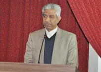 ما اصلا مجوز مراکز عرضه شیر فله&zwnj;ای را صادر نکردیم که پاسخ&zwnj;گو باشیم/ اگر این شیرها آلوده هستند، چرا خودشان به آنها مجوز داده&zwnj;اند؟