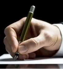 رئیس انجمن صنفی داروخانه&zwnj;های دامپزشکی خوزستان خواستار اجتناب از افزایش بی&zwnj;رویه داروخانه&zwnj;های دامپزشکی، جلوگیری از انحصار فروش دارو توسط شرکت&zwnj;های یکپارچه و حذف ۲۰۰ امتیاز تشویقی در دستورالعمل تاسیس داروخانه شد