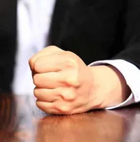 تلاش بی&zwnj;نتیجه یک شرکت وابسته به باندهای قدرت و ثروت برای برکناری مدیران اداره کل دامپزشکی کردستان
