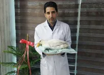 گفت&zwnj;وگوی اختصاصی حکیم مهر با &laquo;دکتر بهنام غفارزاده&raquo; چشم&zwnj;پزشک تبریزی که اردک مبتلا به کاتاراکت را جراحی کرد