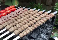 ادعای مالک یک رستوران در تهران: در برخی کباب&zwnj;های ارزان از گوشت سگ استفاده می&zwnj;شود/ طعم گوشت سگ شبیه گوشت گوسفند و گوساله است!