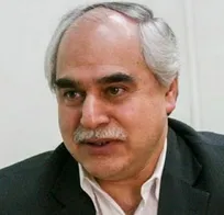 صرف نوشتن مقاله برای اساتید ایرادی ندارد ولی در کنار افزایش کمی مقالات، خروجی دستاوردهای پژوهشی باید به سمتی برود که به حل یک مسئله ختم شود