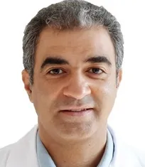 دامپزشکان زیرساخت بهداشت جامعه هستند و کشورهایی که با بهداشت خود شوخی کردند، سیلی محکمی از عوامل بیماری&zwnj;زا خوردند/ افرادی را می&zwnj;شناسم که اصلا دامپزشک نیستند و کار دامپزشکی می&zwnj;کنند