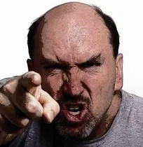متصدی متخلف یک کارگاه بسته&zwnj;بندی مواد پروتئینی در بابل به خانم دامپزشک مسئول فنی بهداشتی حمله&zwnj;ور شده و حاضرین را به سرقت طلاجات متهم کرد!