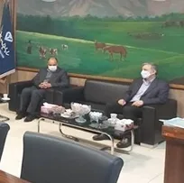 حضور رئیس سازمان دامپزشکی کشور در اداره کل دامپزشکی البرز/ قدردانی مدیرکل دامپزشکی استان از &laquo;دکتر ماکنعلی&raquo; به جهت پیگیری تسری فوق&zwnj;العاده خاص کارکنان دامپزشکی