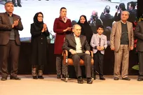 لوح تقدیر مؤسسه رازی به استاد پیشکسوت دامپزشکی &laquo;دکتر تقی تقی&zwnj;پور بازرگانی&raquo; اهدا شد (+تصاویر)