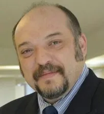 سازمان دامپزشکی واکسن&zwnj;های وارداتی را با دقت بیشتری در اختیار دامپزشک قرار دهد/ واکسیناسیون الزاماً منجر به ایجاد تیتر مناسب هاری در حیوان نمی&zwnj;گردد
