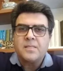 سگ&zwnj;های بلاصاحب در حاشیه شهر، به مثابه یک سپر امنیتی در برابر بیماری هاری است/ پیشنهاد دادیم که روی بدن سگ&zwnj;های عقیم شده، تتو بزنیم