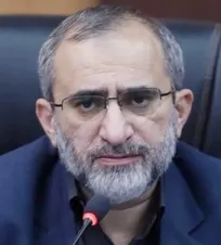 استاندار استان مرکزی خواستار راه&zwnj;اندازی رشته دامپزشکی در دانشگاه آزاد اراک شد/ نیاز استان در این زمینه غیرقابل انکار است!