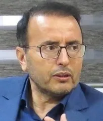 سازمان دامپزشکی با ادغام بخش اداری و مالی سازمان در ستاد وزارت جهاد کشاورزی مخالفت کرده است/ پیگیر لغو این مصوبه هستیم