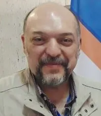 امیدوارم فرآیند انتخابات به انتخاب افرادی منجر شود که اول از همه دامپزشکی را دوست داشته باشند و سپس به مملکت و رشته خود عرق داشته باشند