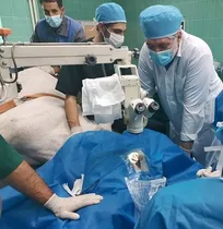 انجام مجدد جراحی کاتاراکت در اسب توسط چشم&zwnj;پزشک تبریزی و تیم همراه در بیمارستان دامپزشکی دانشگاه آزاد تبریز