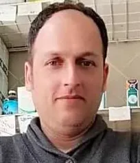 فشار از تهران برای صدور پروانه داروخانه دامپزشکی برای متقاضیان دارای امتیاز، بدون توجه به توازن مشاغل دامپزشکی، مشکل&zwnj;ساز شده است