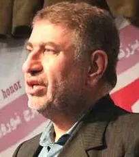 انتقاد رئیس سازمان دامپزشکی کشور از کم&zwnj;توجهی دامپزشکان به ارزش اقتصادی صنعت دام و طیور/ راهبرد جدید سازمان دامپزشکی حمایت جدی و عملی از بخش خصوصی است