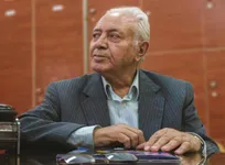 منشاء مشکلات اقتصادی و اشتغال دامپزشکان، رویکرد دولت نسبت به امور دامی کشور است/ پیشنهاد می&zwnj;کنم که تلقیح مصنوعی از دامپروری به دامپزشکی منتقل شود