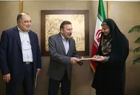تقدیر وزیر ارتباطات و فناوری اطلاعات از مدیرکل دفتر فناوری اطلاعات، ارتباطات و تحول اداری سازمان دامپزشکی کشور
