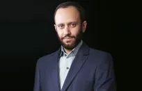 کدامیک از دو وزیر جهاد کشاورزی و بهداشت می&zwnj;توانند از مسائل دامپزشکی در دولت دفاع کنند و سخن بگویند؟!
