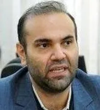 مهمترین معضل دامپزشکی اشتغال است که ریشه آن، جذب بالای دانشجوست/ اگر خود را به&zwnj;عنوان یک دامپزشک باور داشته باشیم، هیچ فرقی بین تشکیلات اداری و خصوصی قائل نخواهیم شد