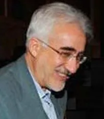 گفت&zwnj;وگوی حکیم مهر با استاد برجسته فارماکولوژی دانشکده دامپزشکی دانشگاه تهران/ روایت خواندنی &laquo;دکتر سیدمحمد فقیهی&raquo; از بازگشت از آمریکا به تهران در بحبوحه جنگ